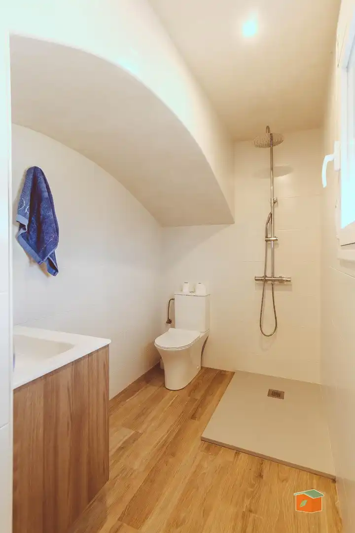 Bathroom of Houses for sale in Roquetes  with Air Conditioner, Parquet flooring and Swimming Pool