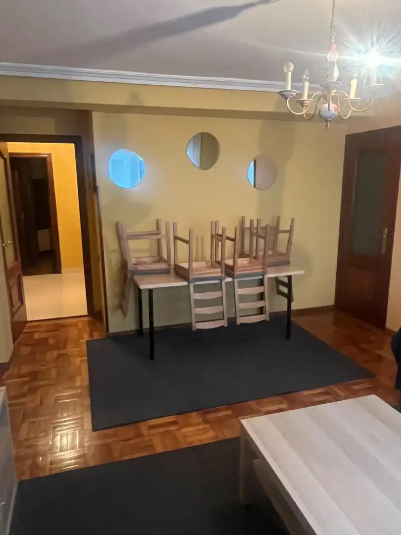 Flat for rent in Oviedo - CL SAN PEDRO MESTALLON, 8, Santo Domingo - El Campillín