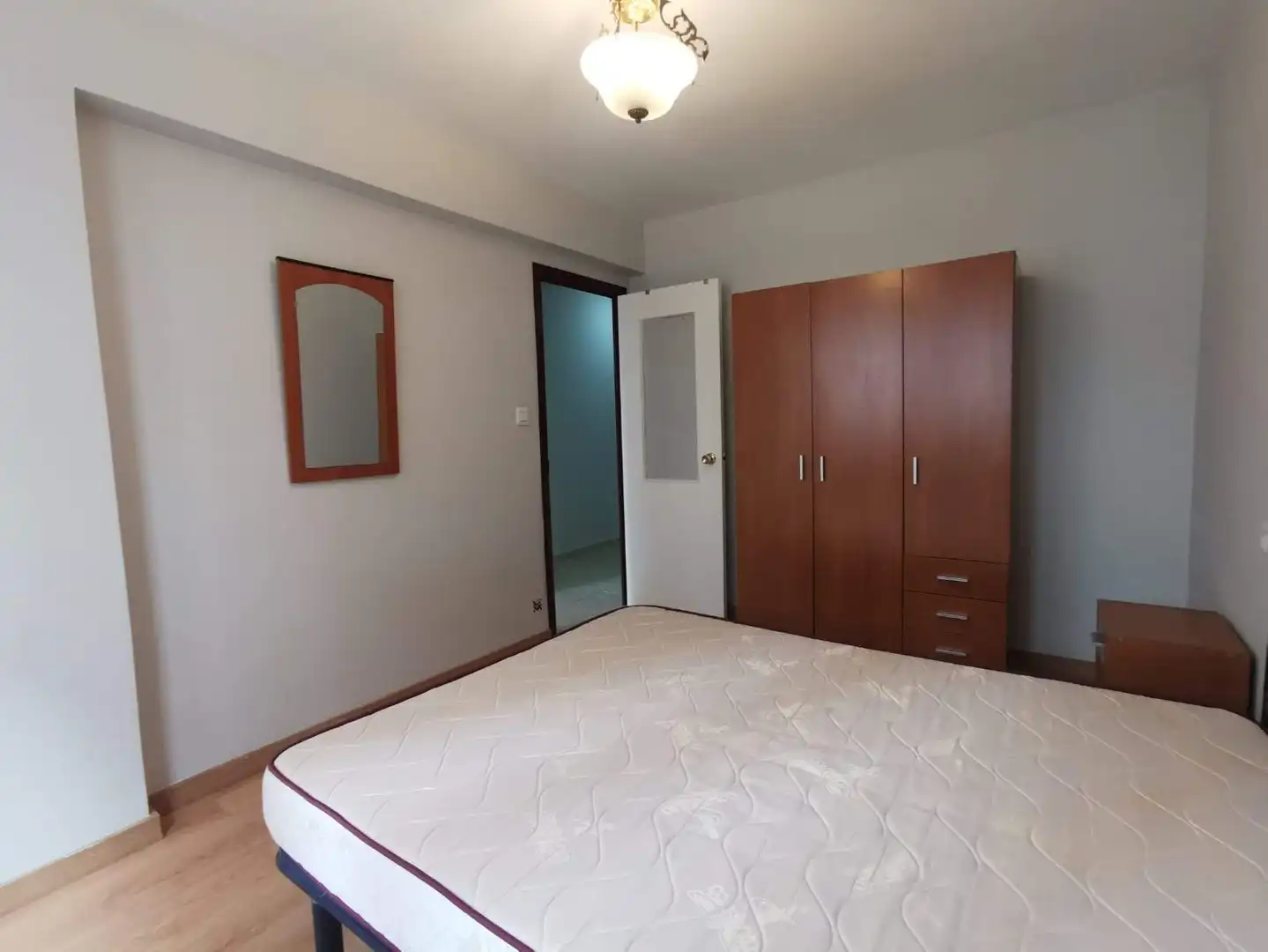 Habitación de Piso de alquiler en A Coruña Capital  con Amueblado