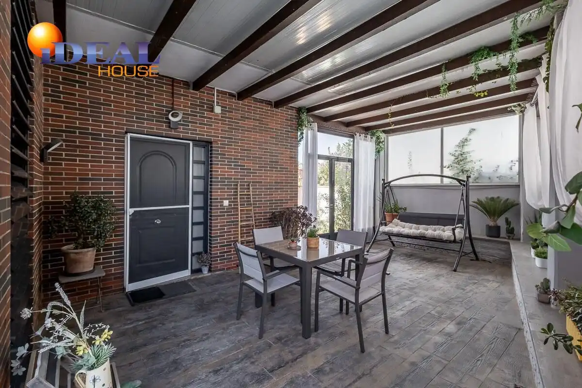 Detached house with garden for sale in Polideportivo, imagen 3
