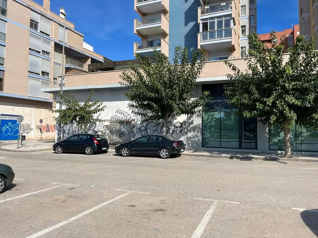 Vista exterior de Local en venta en Cartagena