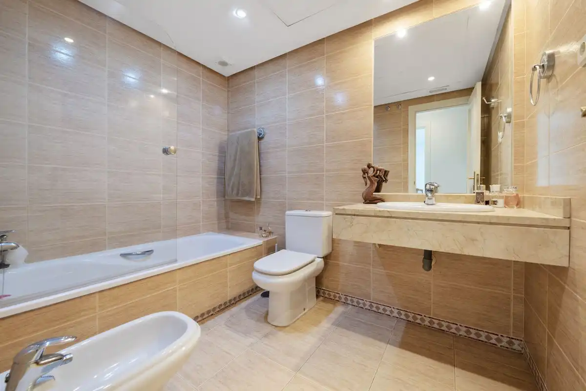 Apartment with pool for sale in Nueva Andalucía, imagen 8