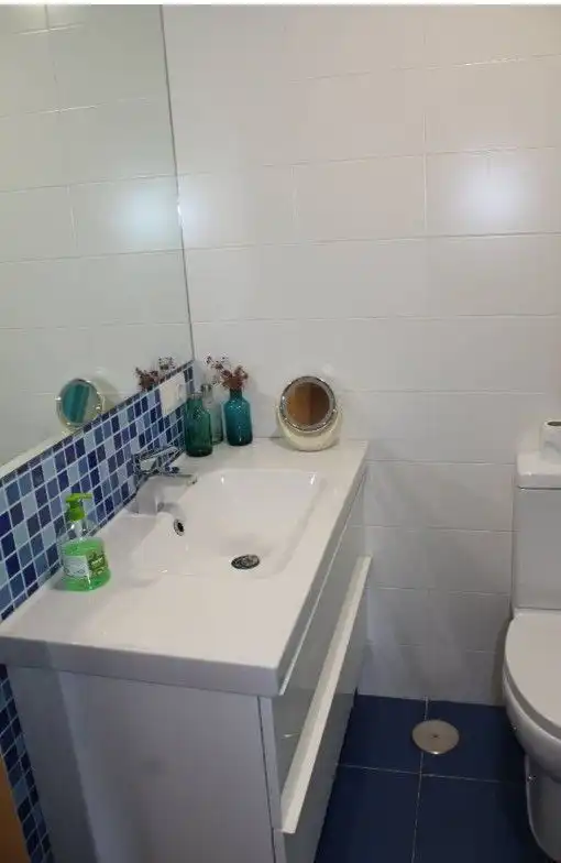 Baño de Apartamento de alquiler en Ciudad Real con Aire acondicionado y Calefacción