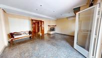 Sala d'estar de Casa adosada en venda en Mutxamel amb Terrassa i Balcó