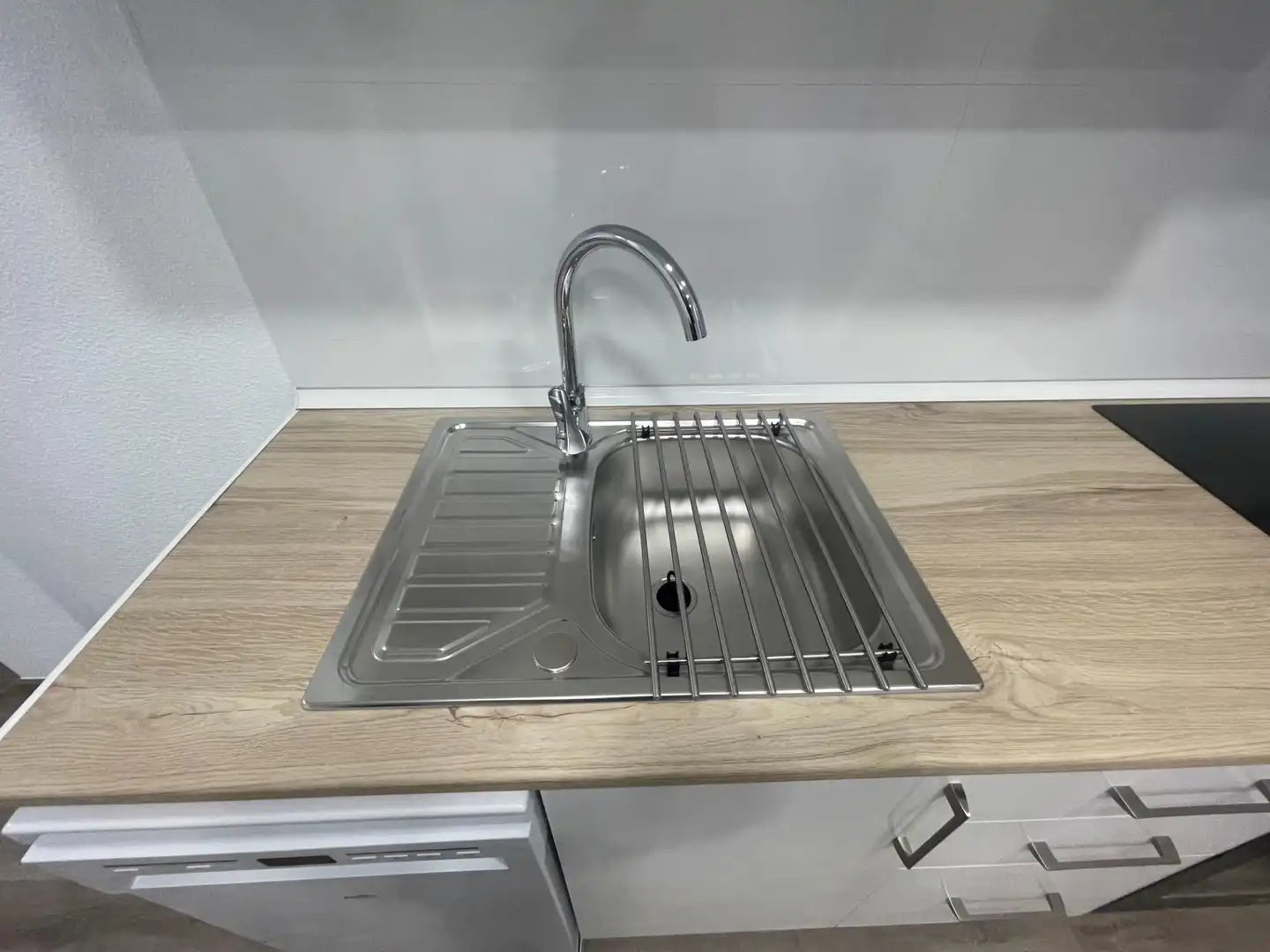 Kitchen of Flat for share in Cartagena  with Air Conditioner, Heating and Furnished