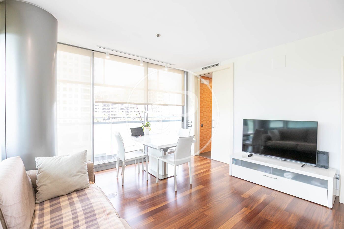 Living room of Flat for sale in  Barcelona Capital  with Air Conditioner, Heating and Private garden