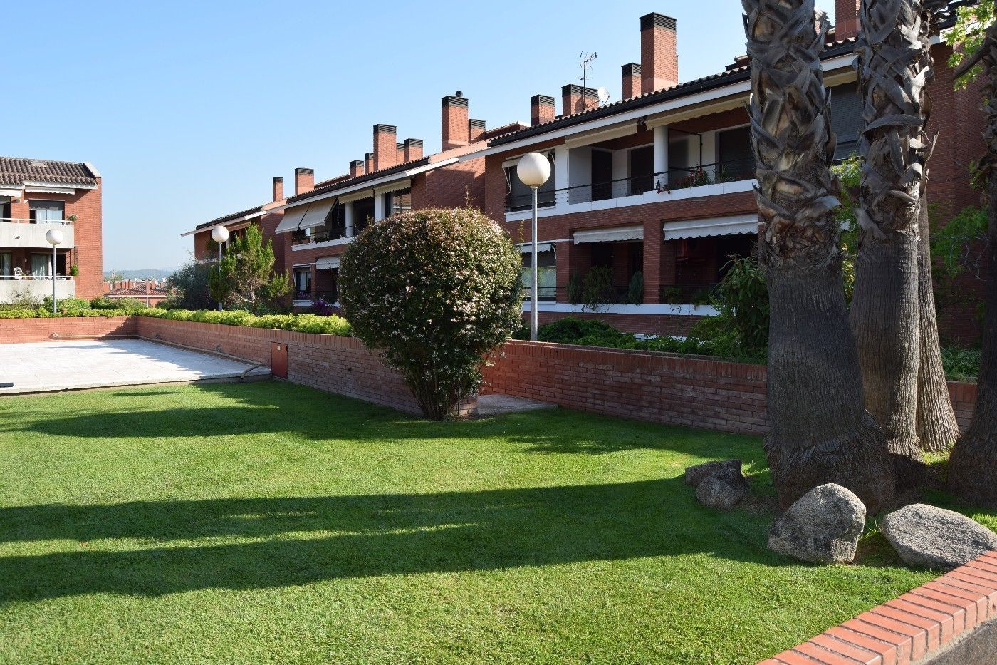 Exterior view of Attic to rent in Sant Cugat del Vallès  with Air Conditioner, Heating and Parquet flooring