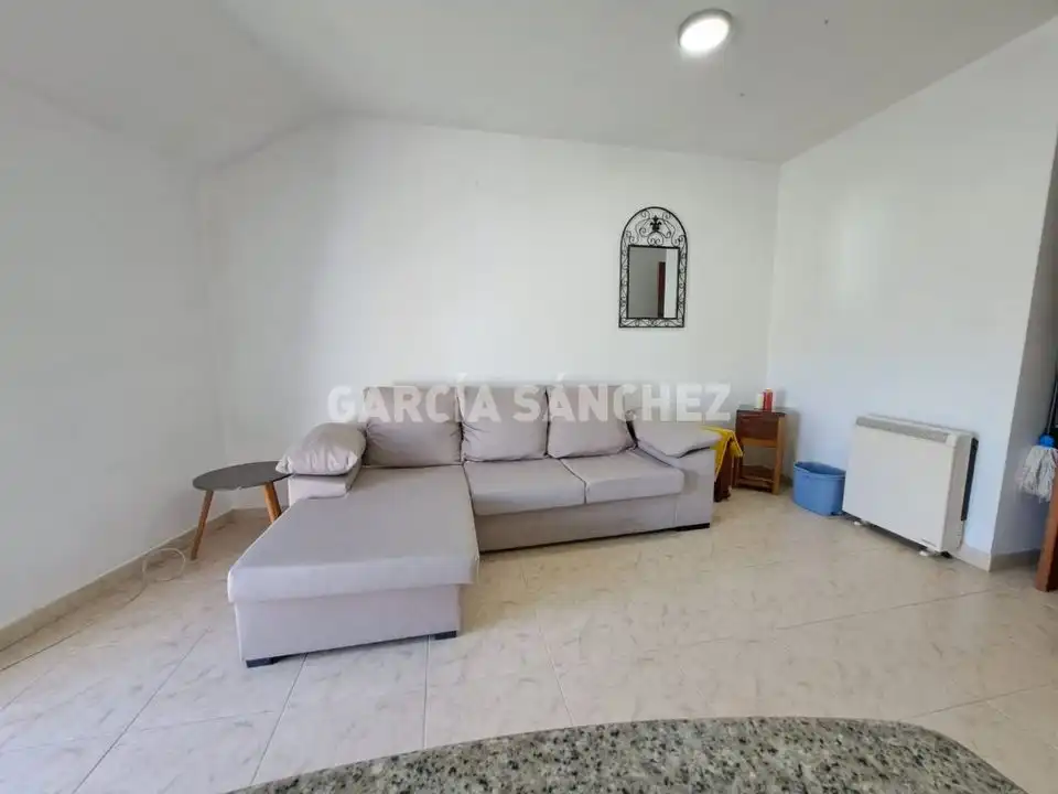 Living room of Flat for sale in Boiro  with Terrace, Storage room and Oven