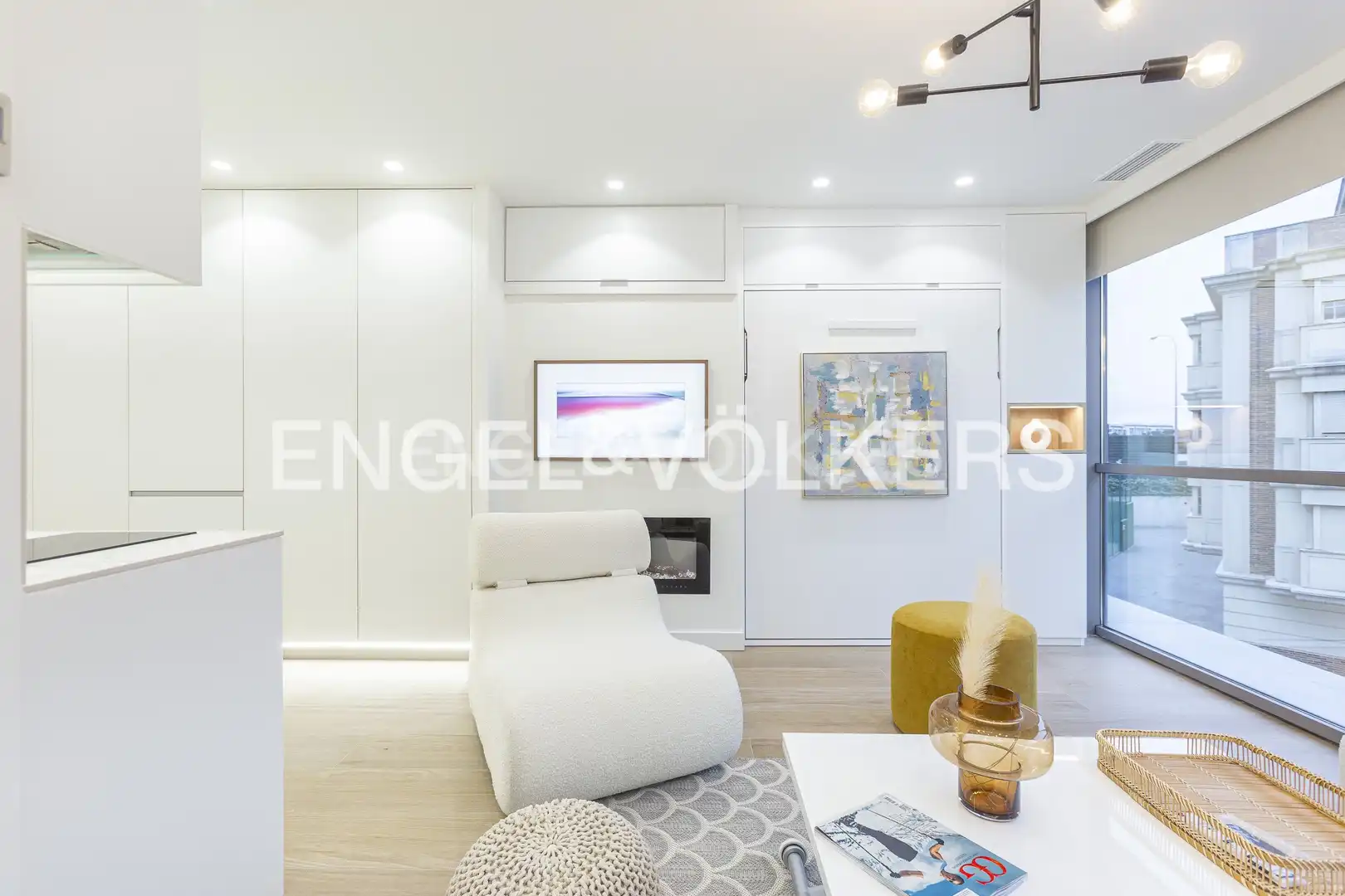 Sala d'estar de Estudi de lloguer en Madrid amb Aire condicionat, Calefacció i Piscina