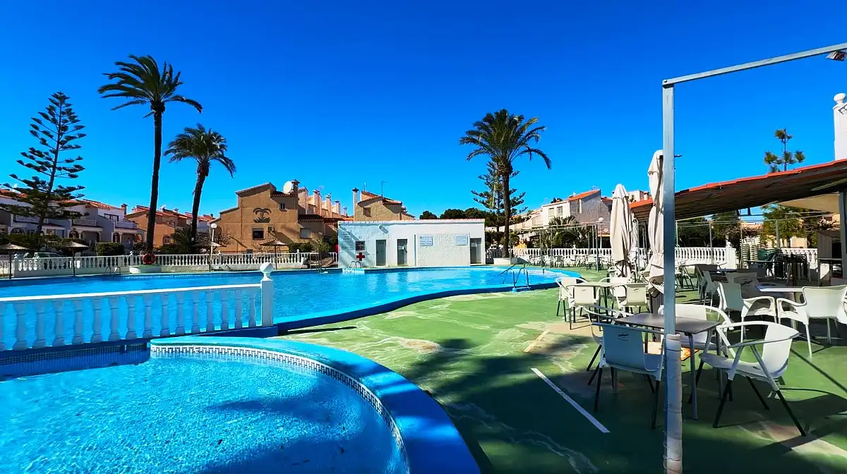 Casa amb terrassa en venda a Zona Carrefour - Urbanizaciones, imagen 39