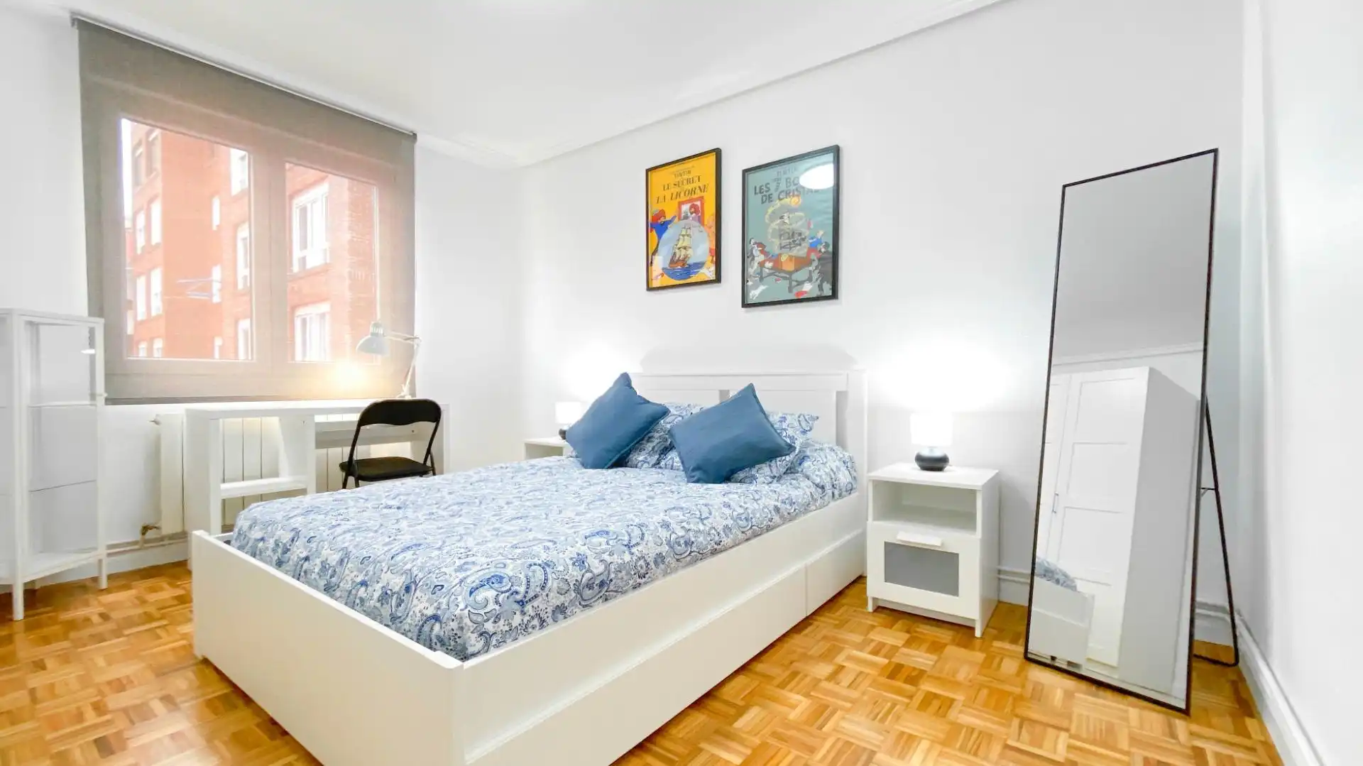 Bedroom of Flat for rent in Santander  with Heating and Furnished