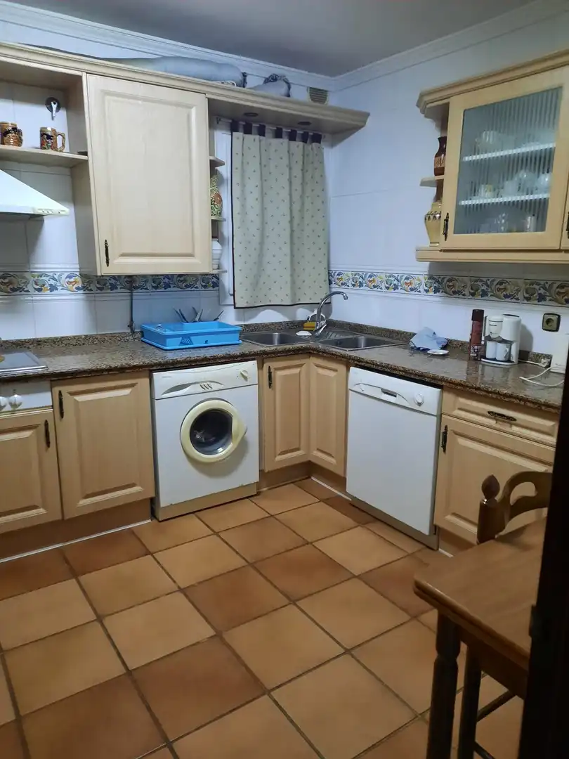 Cocina de Piso en venta en Melilla con Lavadora y Piscina comunitaria