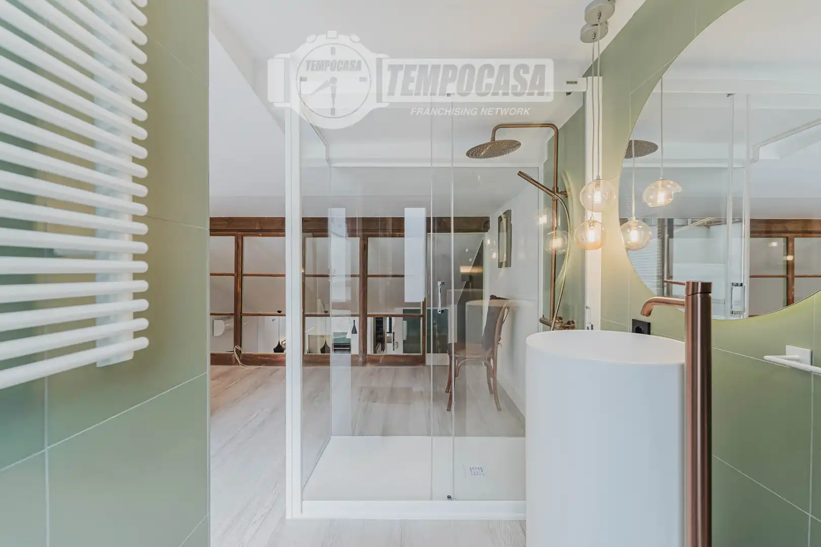 Flat for sale in Barcelona  with Air Conditioner, Heating and Balcony
