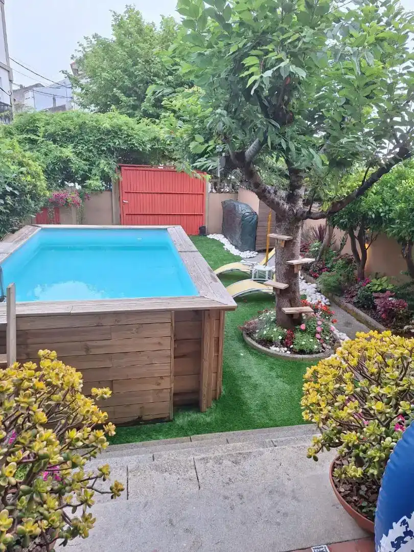 Piscina de Casa o xalet en venda en Vilagarcía de Arousa amb Piscina i Balcó