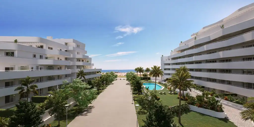 Vista exterior de Piso en venta en Vélez-Málaga con Aire acondicionado y Piscina comunitaria