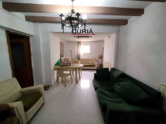 Casa-chalet en Venta en Albesa
