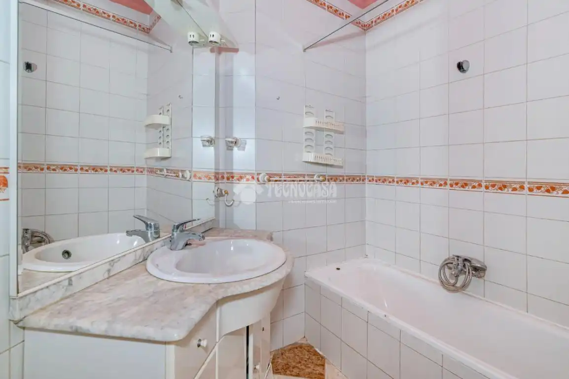 Flat with terrace for sale in Loja, imagen 10