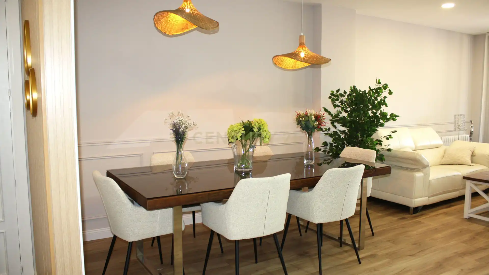 Dining room of Flat for sale in  Madrid Capital