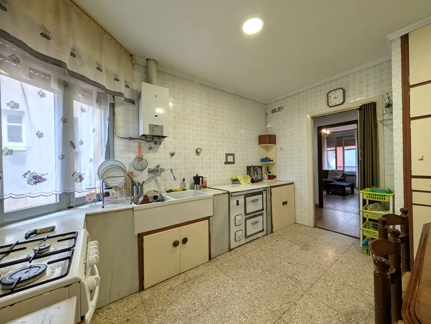 Kitchen of Flat for sale in San Martín del Rey Aurelio  with Heating, Terrace and Storage room