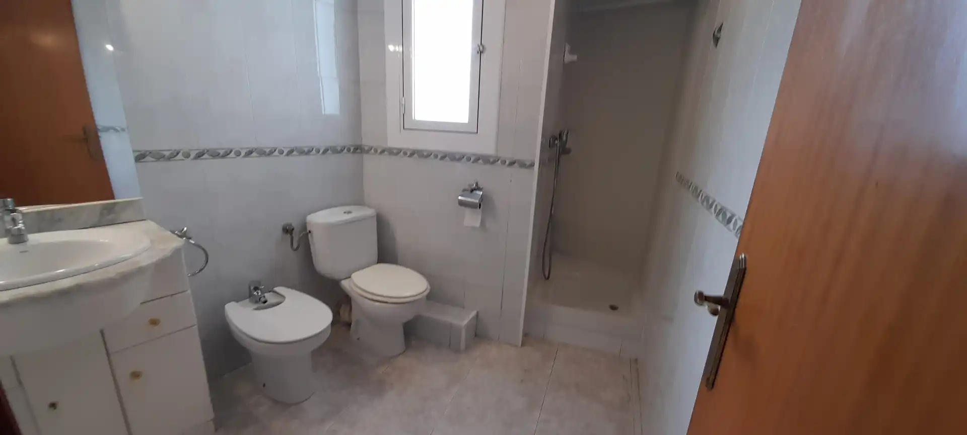 Bany de Pis en venda en Safaretjos