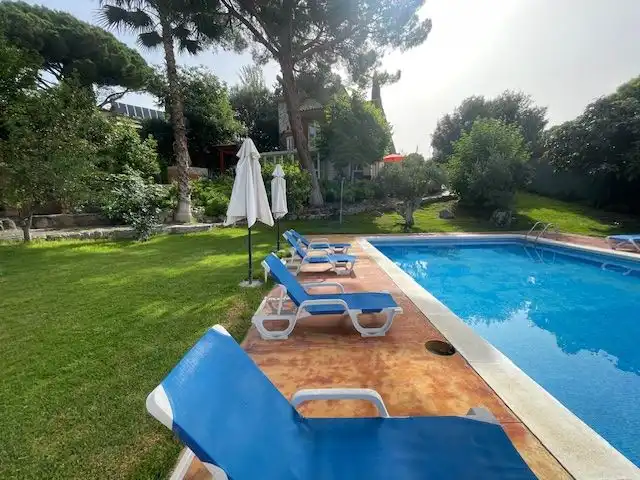 Schwimmbecken von Wohnung zur Miete in La Garriga mit Klimaanlage, Heizung und Terrasse