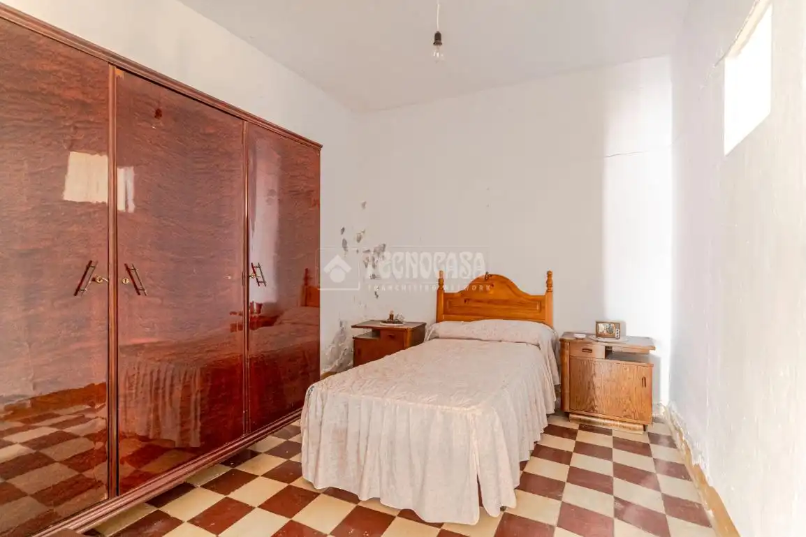 Casa adosada en venta en Otívar