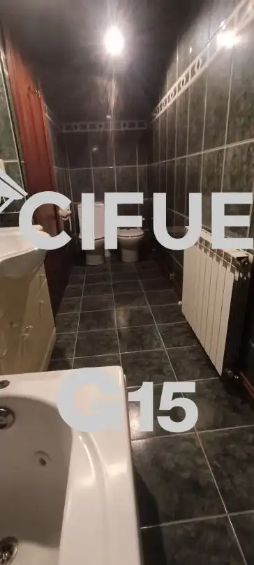 Baño de Finca rústica en venta en Azkoitia con Calefacción, Trastero y Amueblado