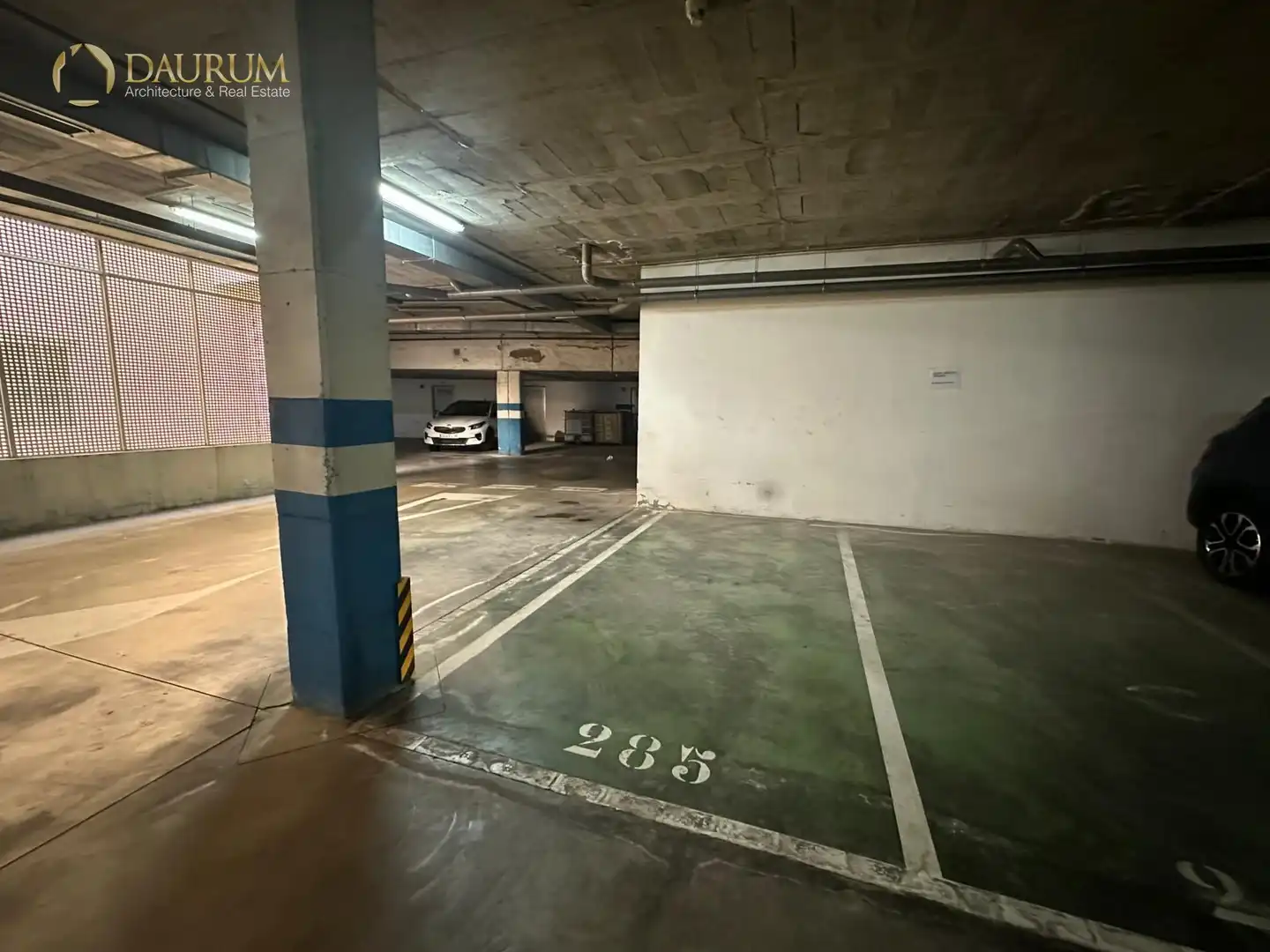 Parking of Apartments for sale in Sevilla  with Air Conditioner, Heating and Swimming Pool