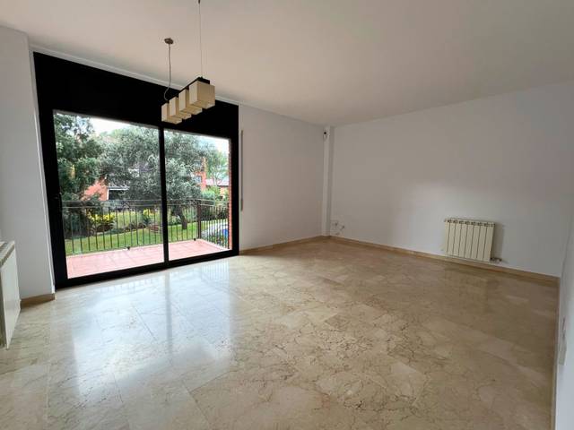 Piso en Venta en BELLPUIG-MONTJUIC en Montjuïc