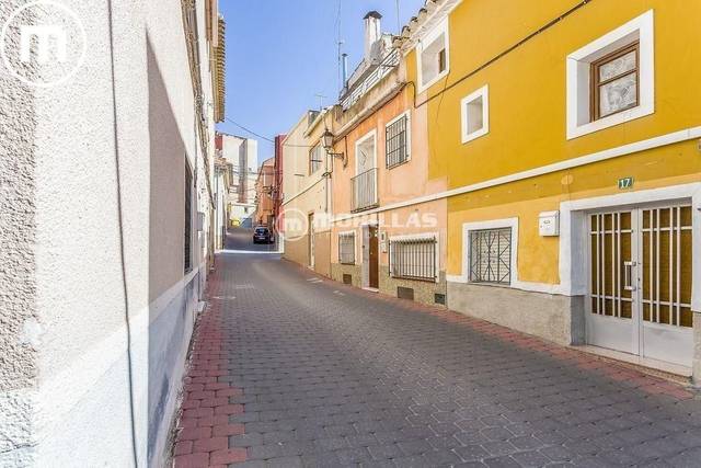 Casa-chalet en Venta en  DE LA CARCEL en Bullas