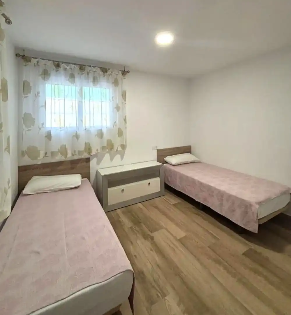 Casa con terraza en venta en Pueblo - Urbanizaciones, imagen 35