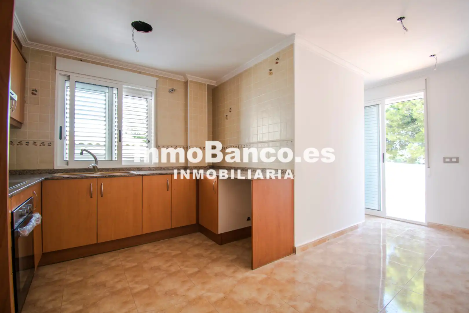 Casa o chalet en venta en Chiva con Jardín privado, Terraza y Trastero