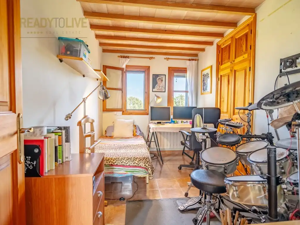 Habitación de Finca rústica en venta en Sa Pobla con Calefacción, Jardín privado y Balcón