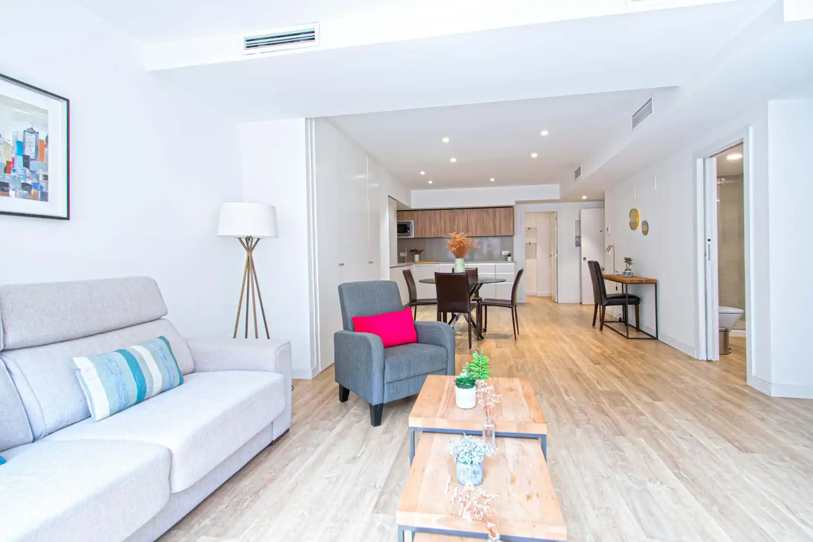 Wohnzimmer von Wohnungen zum Verkauf in Sevilla mit Klimaanlage und Parkett