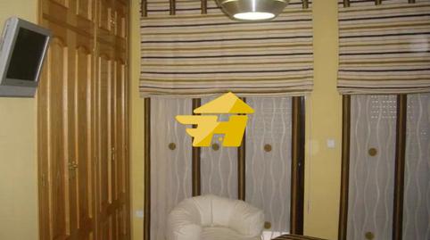 Photo 2 of Flat for rent in Calle Periodista Quesada Chacón, Ciudad Jardín - Zoco,  Córdoba Capital