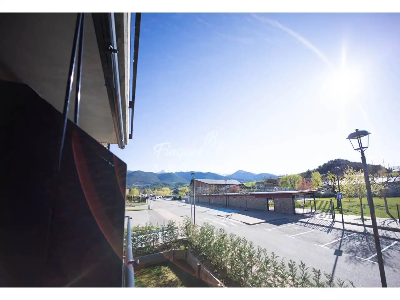 Vista exterior de Apartamento en venta en Bellver de Cerdanya con Aire acondicionado, Calefacción y Parquet
