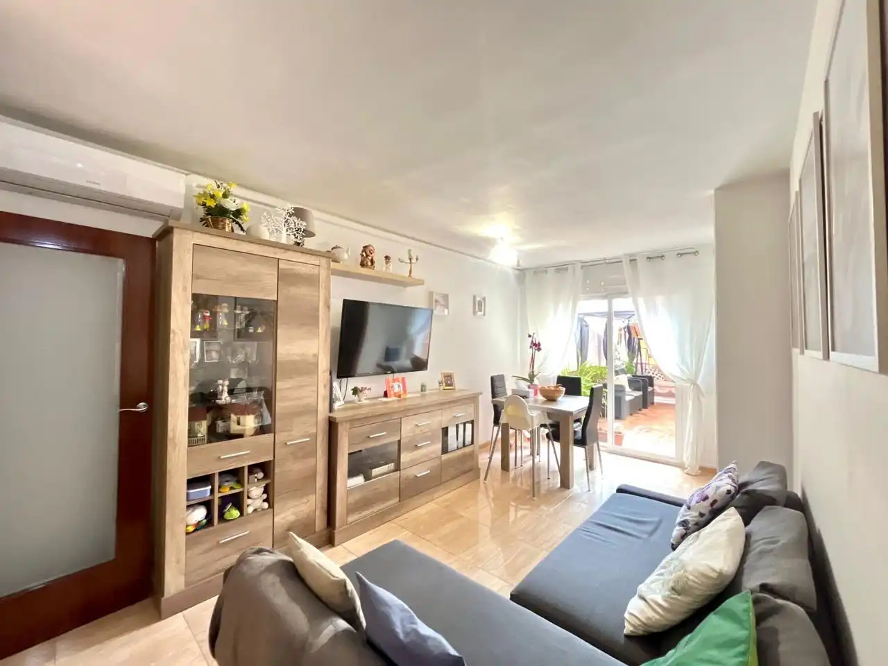 Sala de estar de Piso en venta en Mataró con Aire acondicionado y Terraza