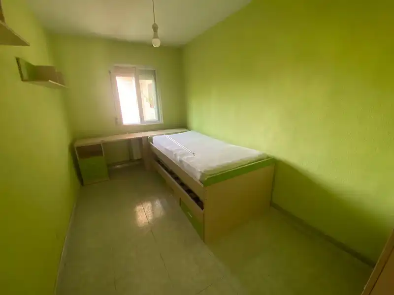 Habitación de Piso en venta en Madrid con Aire acondicionado y Calefacción