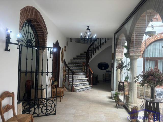 Casa-chalet en Venta en Castro del Río