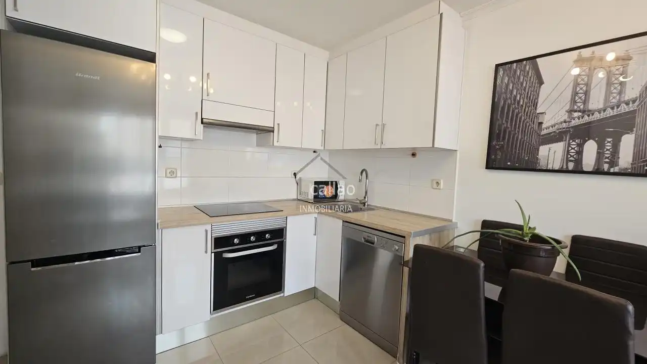Cocina de Piso de alquiler en Ferrol con Calefacción, Trastero y Amueblado