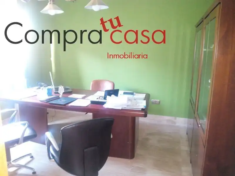 Casa o xalet en venda en Palazuelos de Eresma amb Calefacció, Jardí privat i Parquet