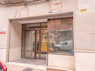 Local comercial en venda a Calle Santiago 15