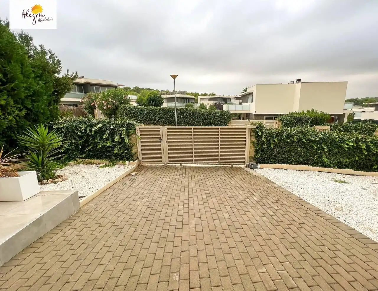 Terraza de Casa o chalet en venta en Chiva con Aire acondicionado, Calefacción y Jardín privado