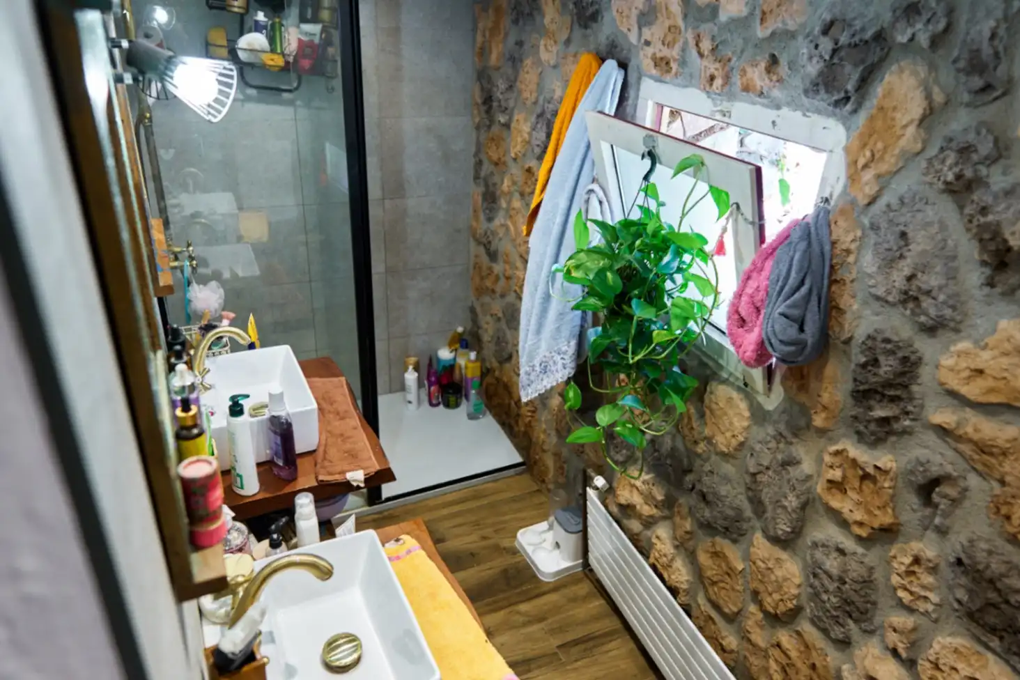 Bathroom of Country homes for sale in Santa Eulàlia de Ronçana  with Air Conditioner and Swimming Pool