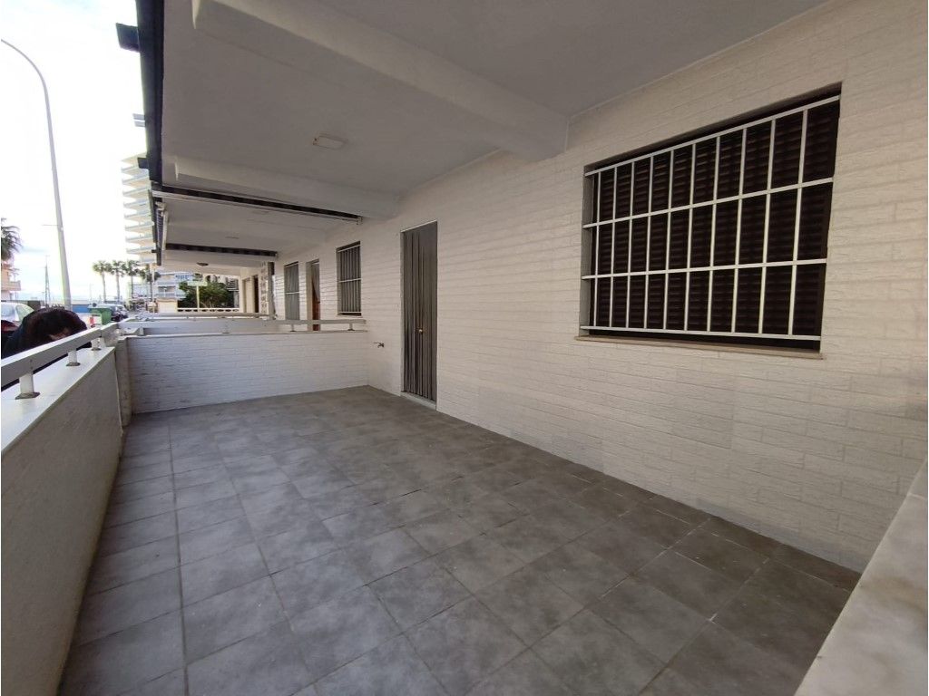 Planta baja en venta en Tavernes de la Valldigna