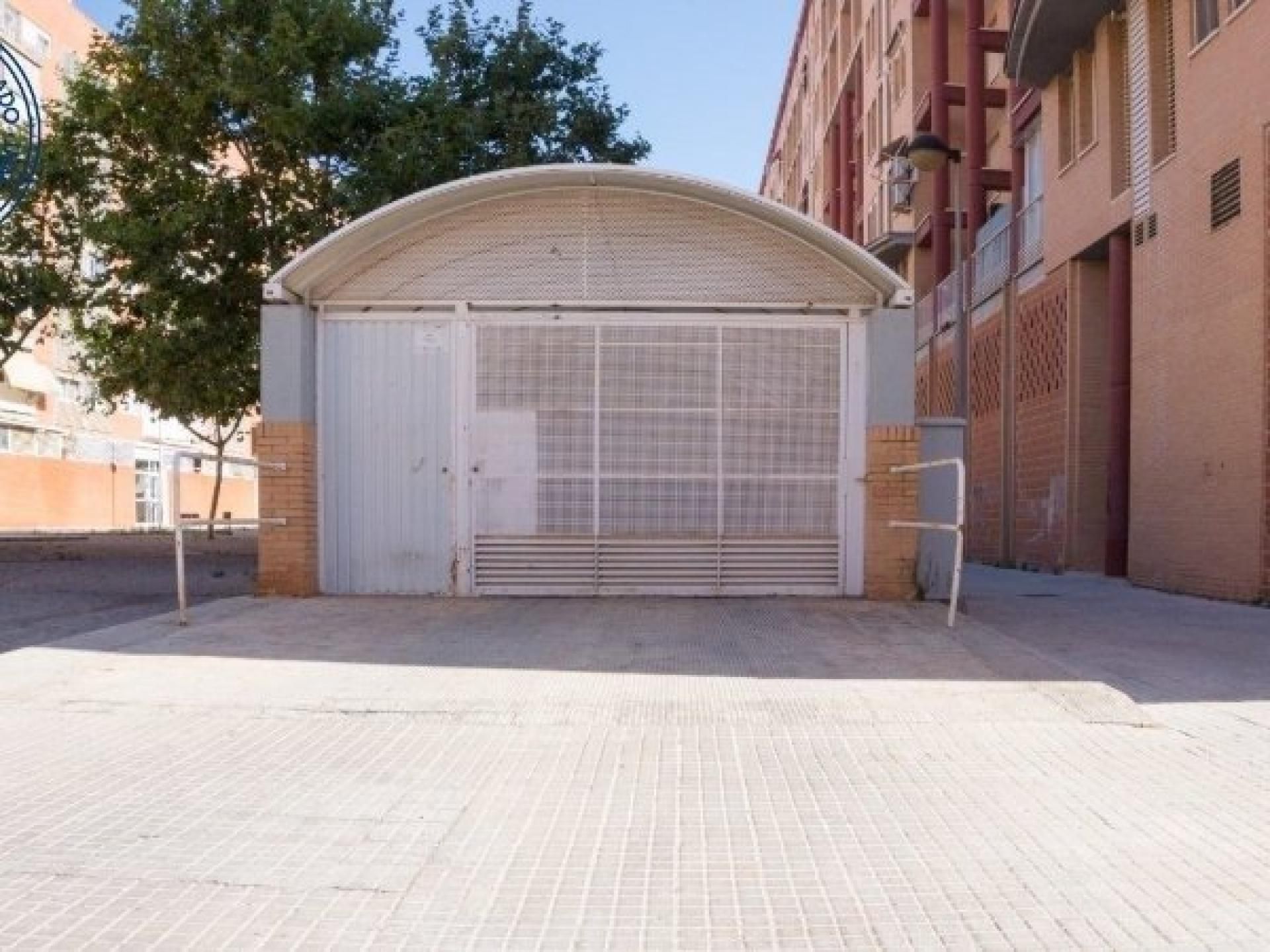 Aparcament de Garatge en venda en Sagunto / Sagunt