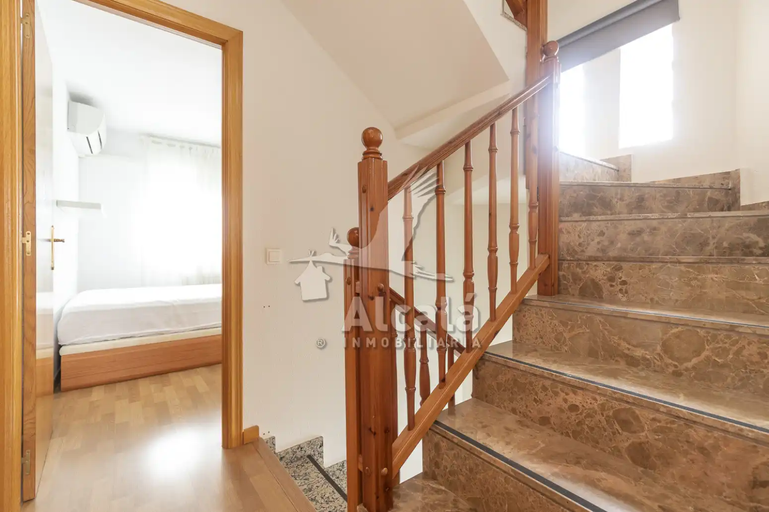 Einfamilien-Reihenhaus zum Verkauf in Alcalá de Henares mit Heizung und Terrasse