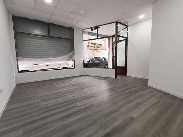 Local comercial en Alquiler en Benetússer