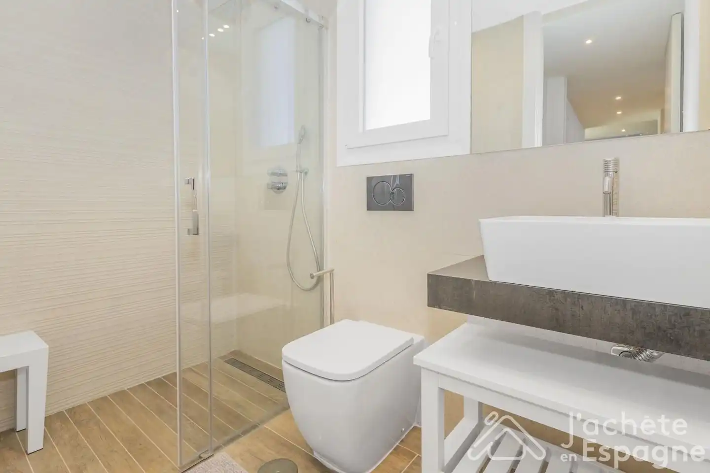 Baño de Piso en venta en Torrevieja con Aire acondicionado y Terraza