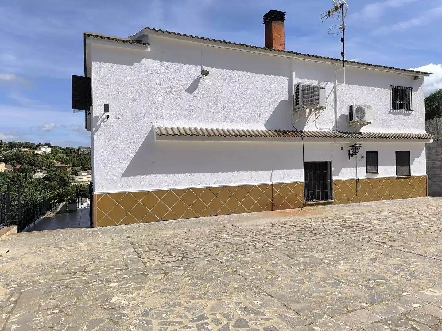 Vista exterior de Casa o xalet en venda en Maçanet de la Selva amb Terrassa, Traster i Piscina